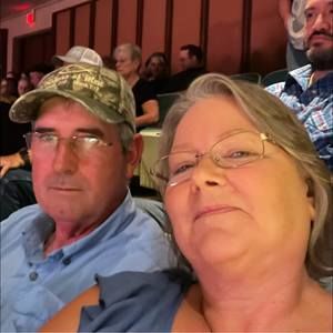 Meet your Posher, Christa